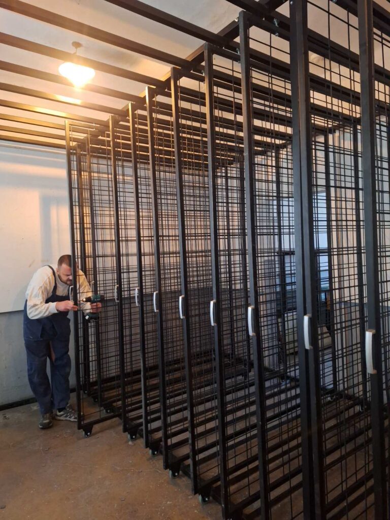 Metalne police — Standardne dimenzije i izrada po meri